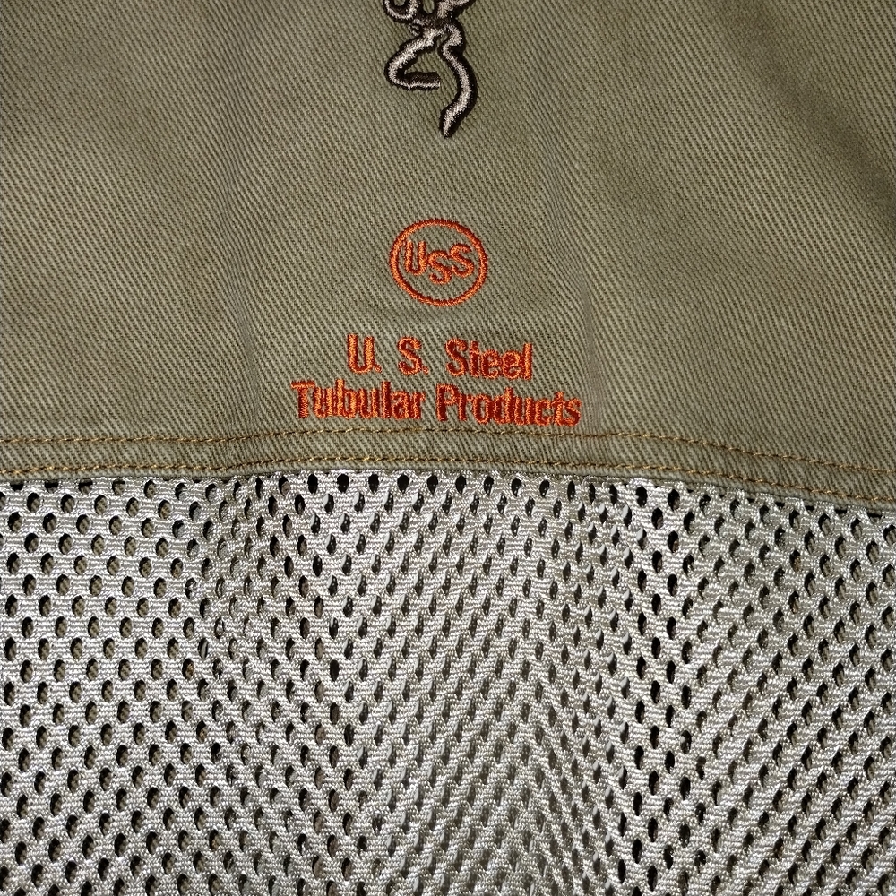 Vest - Picture 2 of 6